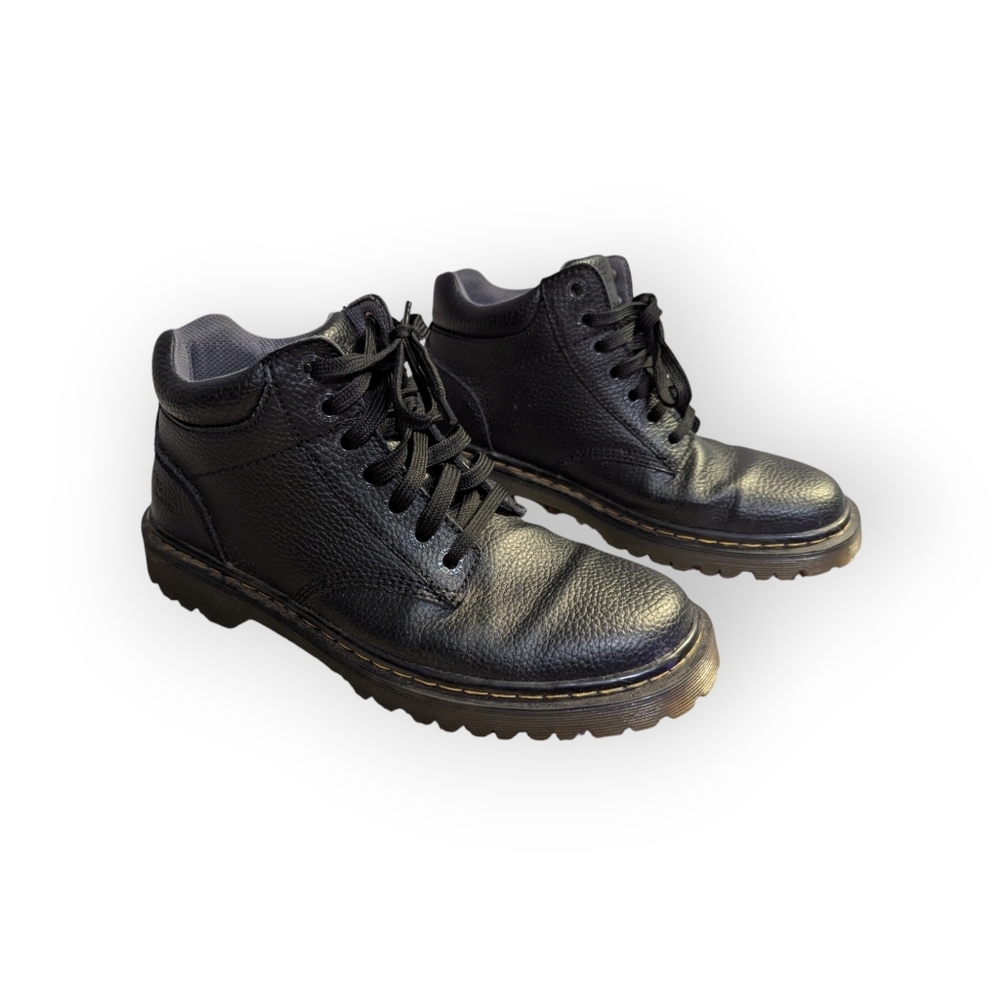 Dr. Martens Harrisfield Leather Boots